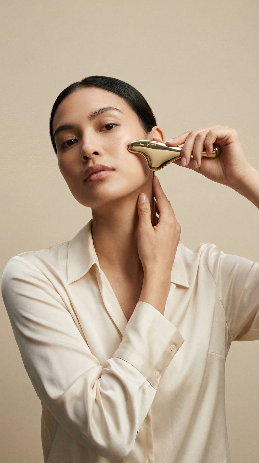 AI product shot of GINTO Face Sculpting Tool