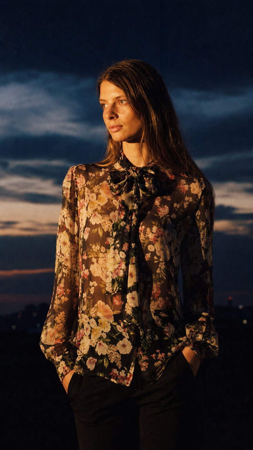 AI product shot of Camicia in Seta Creponne Fantasia