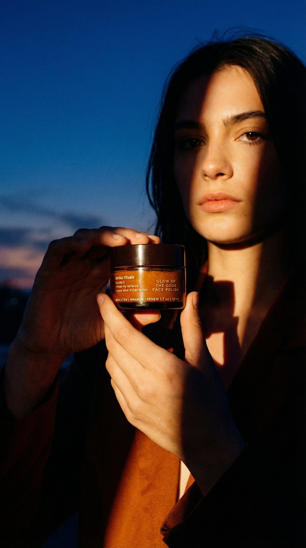 AI product shot of Glow of the Gods Face Polish I Mask