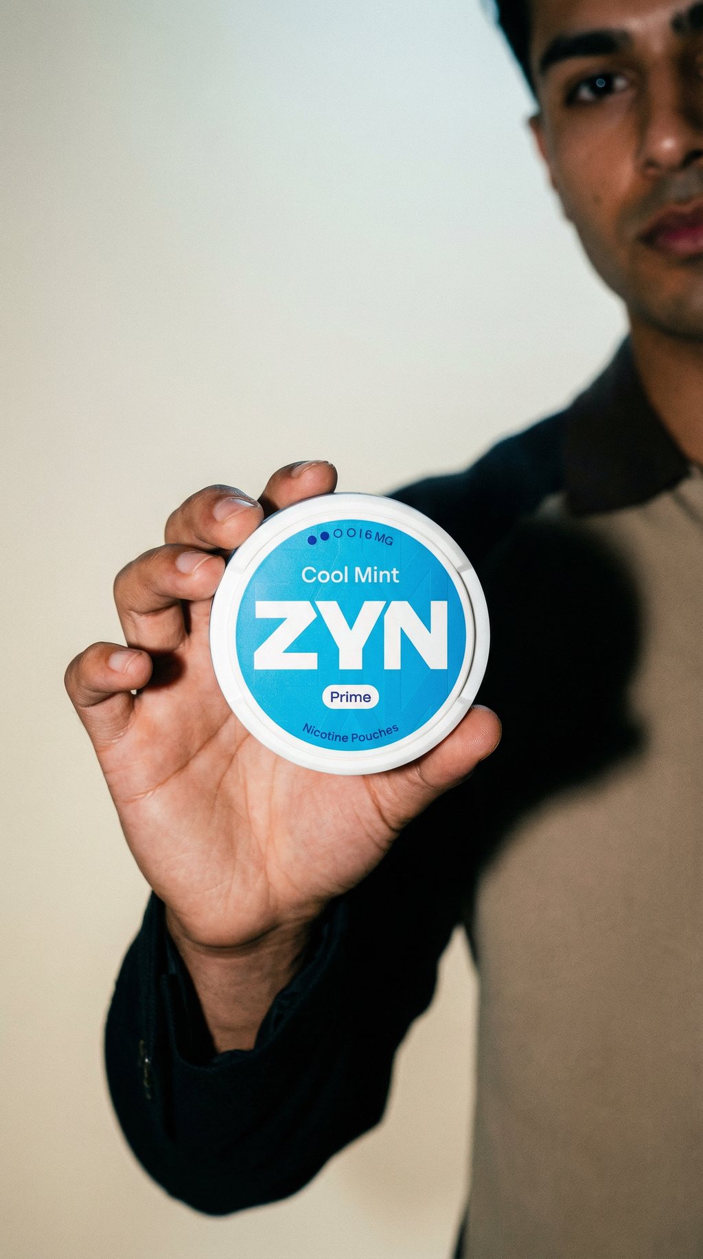 AI product shot of ZYN Prime Cool Mint Sample (6mg)