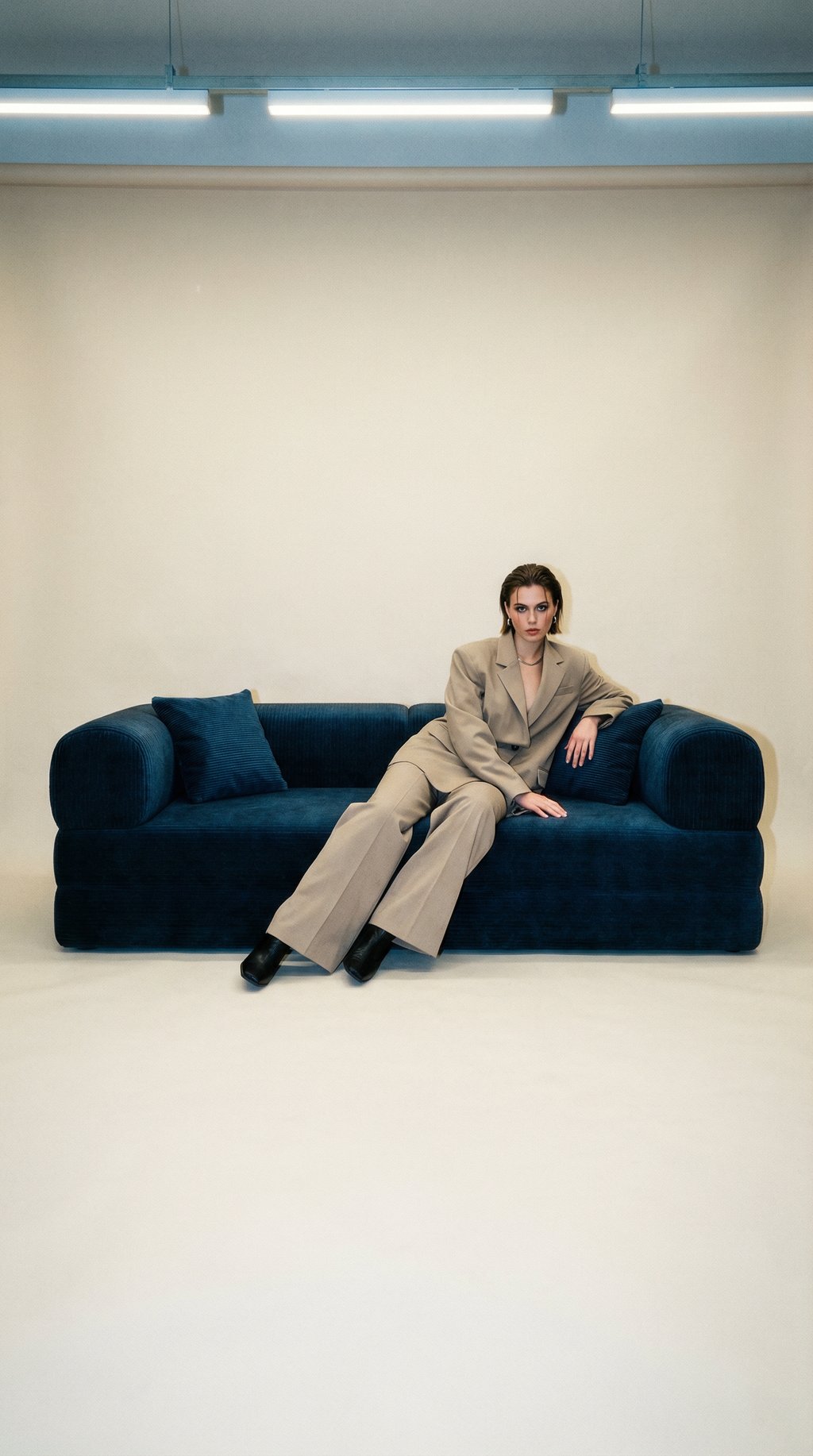 AI product shot of LIVRA 78" Sleeper Sofa
