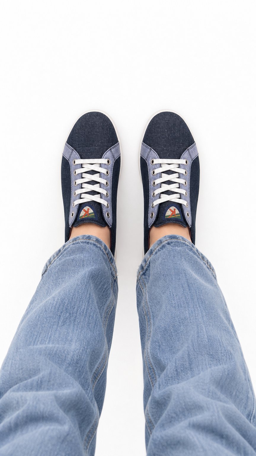 AI product shot of Zapatillas deportivas hombre Fanatik eco vegan jeans azul