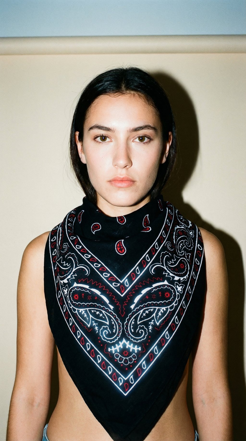 AI product shot of Bandana - Schwarz