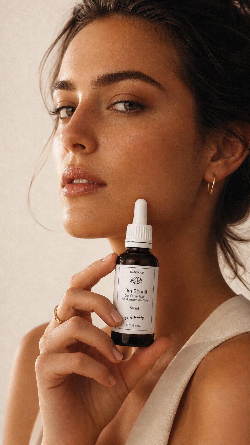 AI product shot of Om Shanti – Das Öl der Ruhe