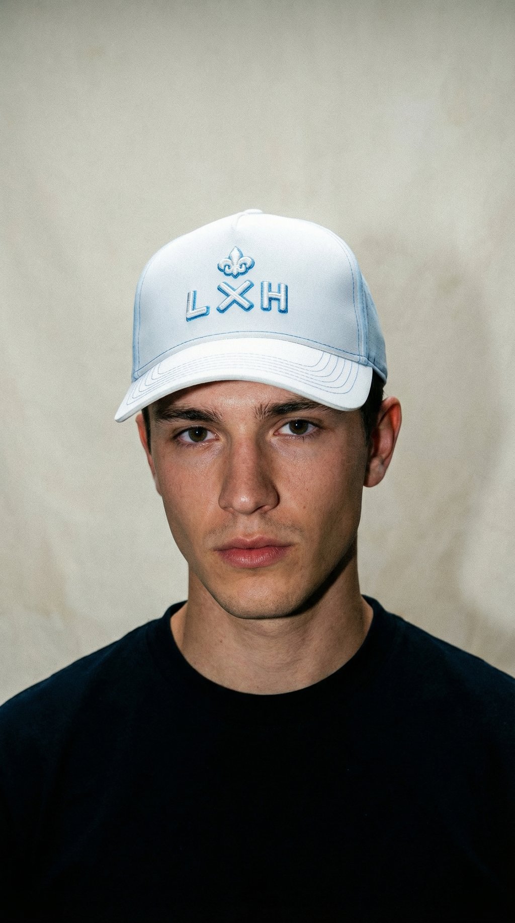 AI product shot of CASQUETTE ÉDITION SPÉCIALE - From Marseille with Love