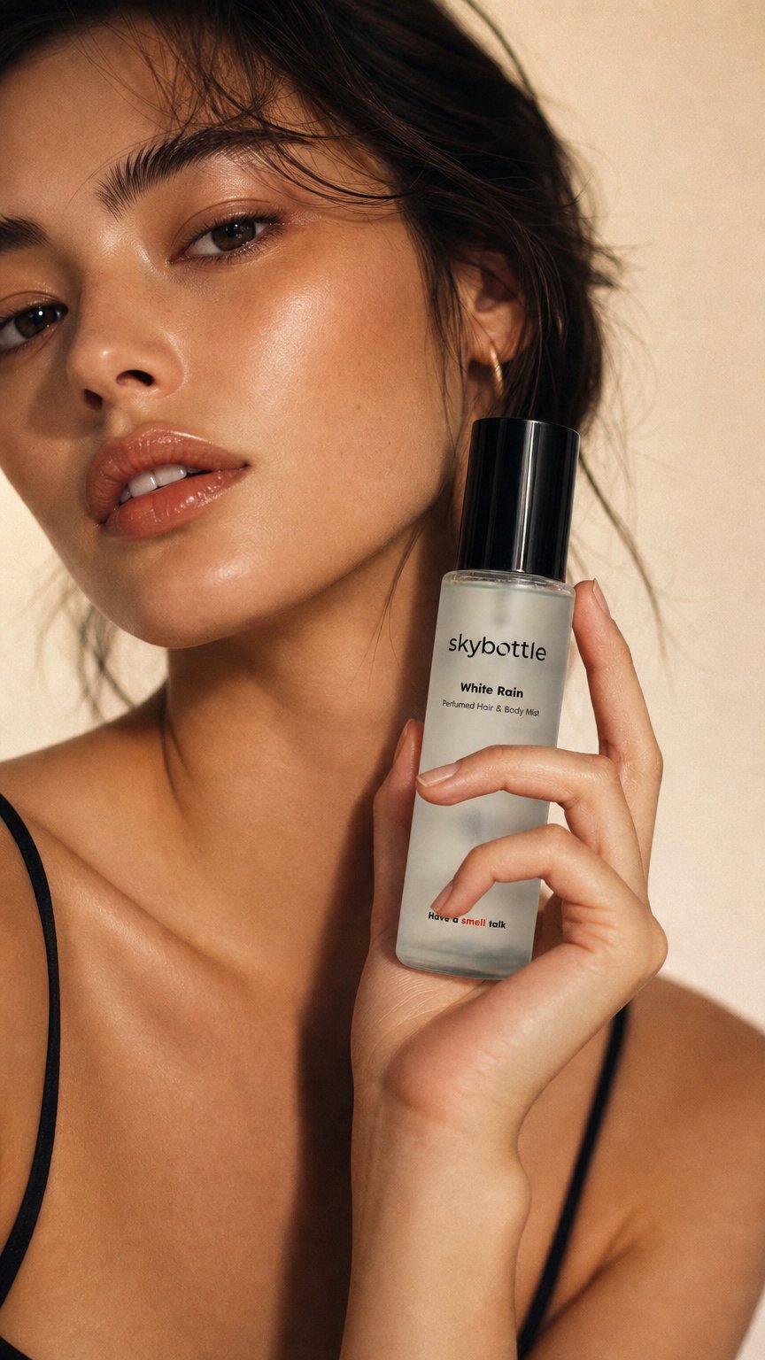 AI product shot of Brume corps & cheveux White Rain