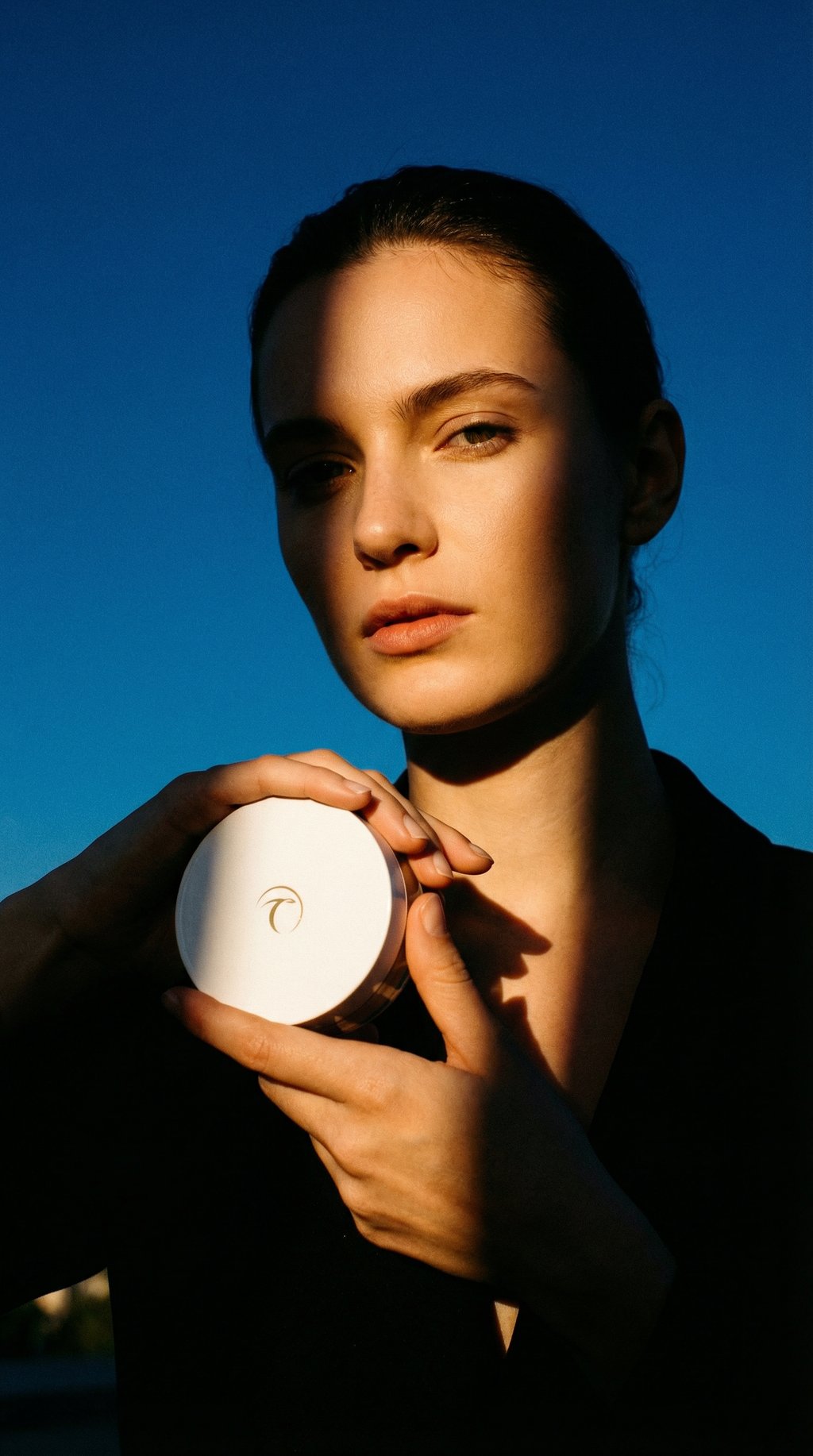 AI product shot of Mineral Foundation