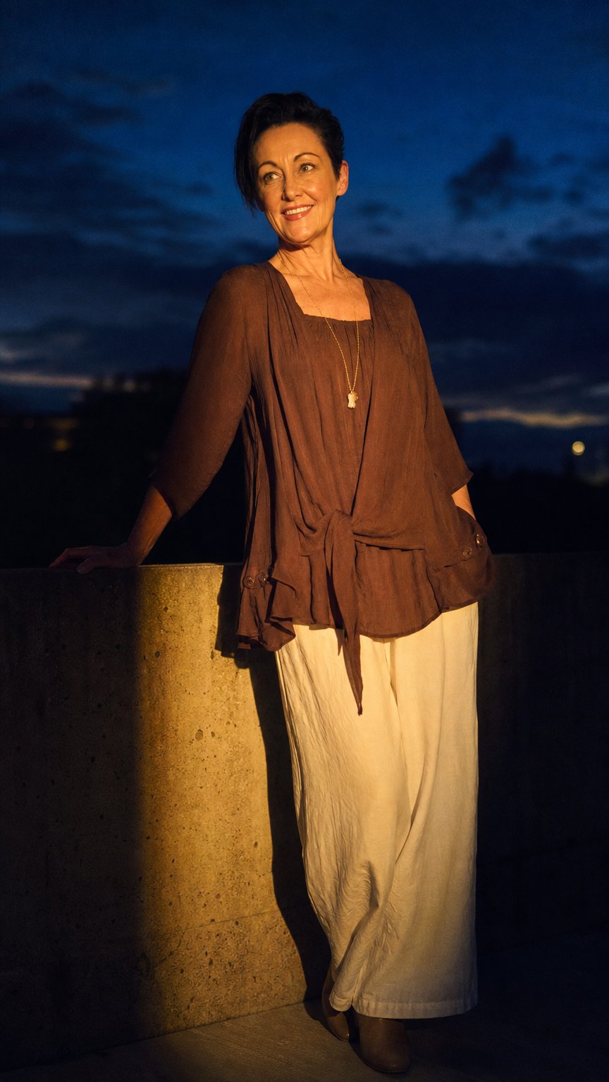 AI product shot of NEW COLOUR 3/4 Sleeve Swing Top in Chocolate