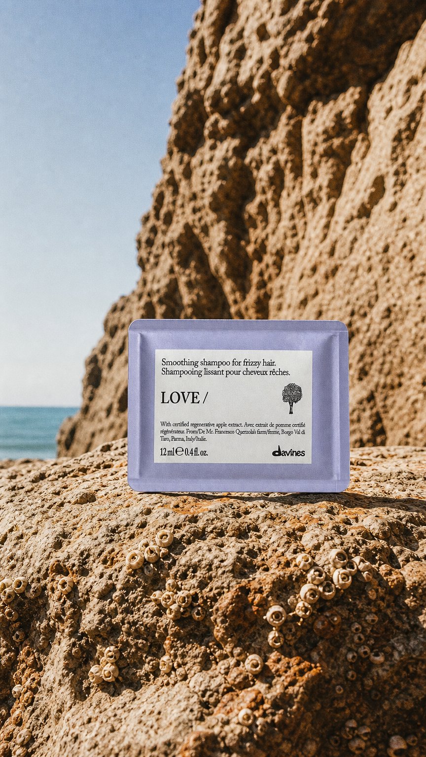 AI product shot of Davines Papersnap® single serve
