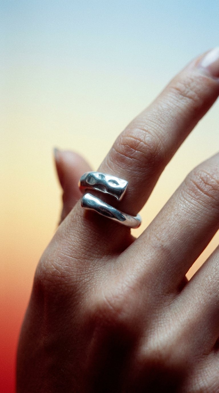 AI product shot of Jewelry ring Hammert