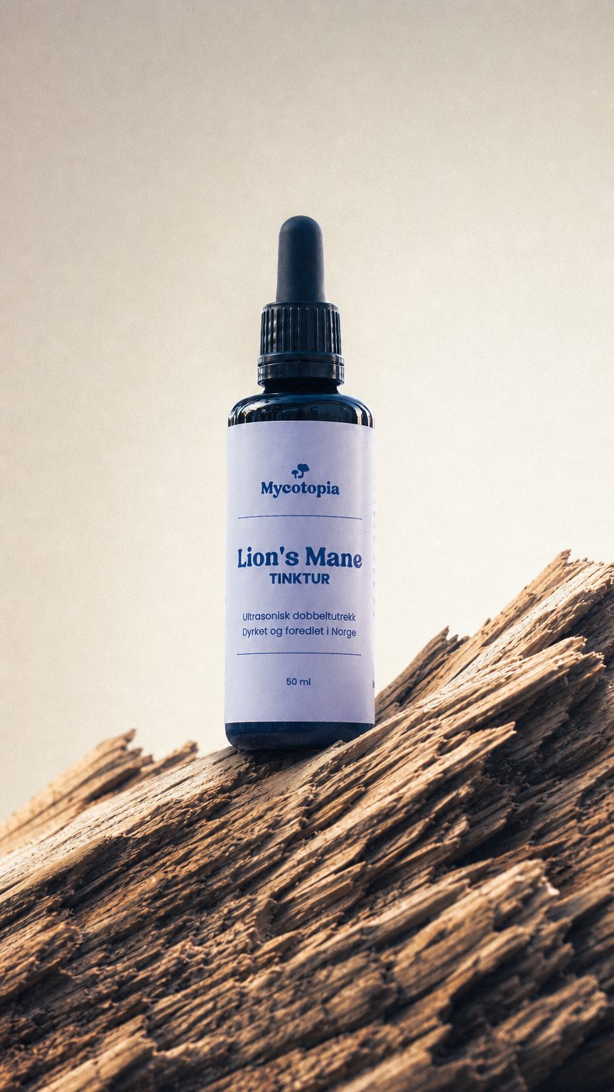 AI product shot of Lion's Mane tinktur 50 ml