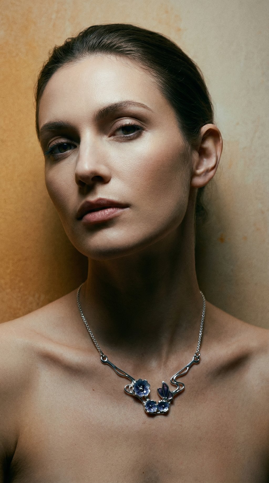 AI product shot of Silver And Enamel Pat Cheyne Necklace EN742 Ortak