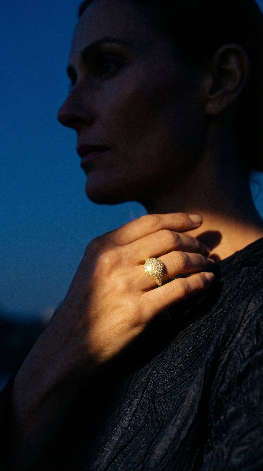 AI product shot of Igar signet ring