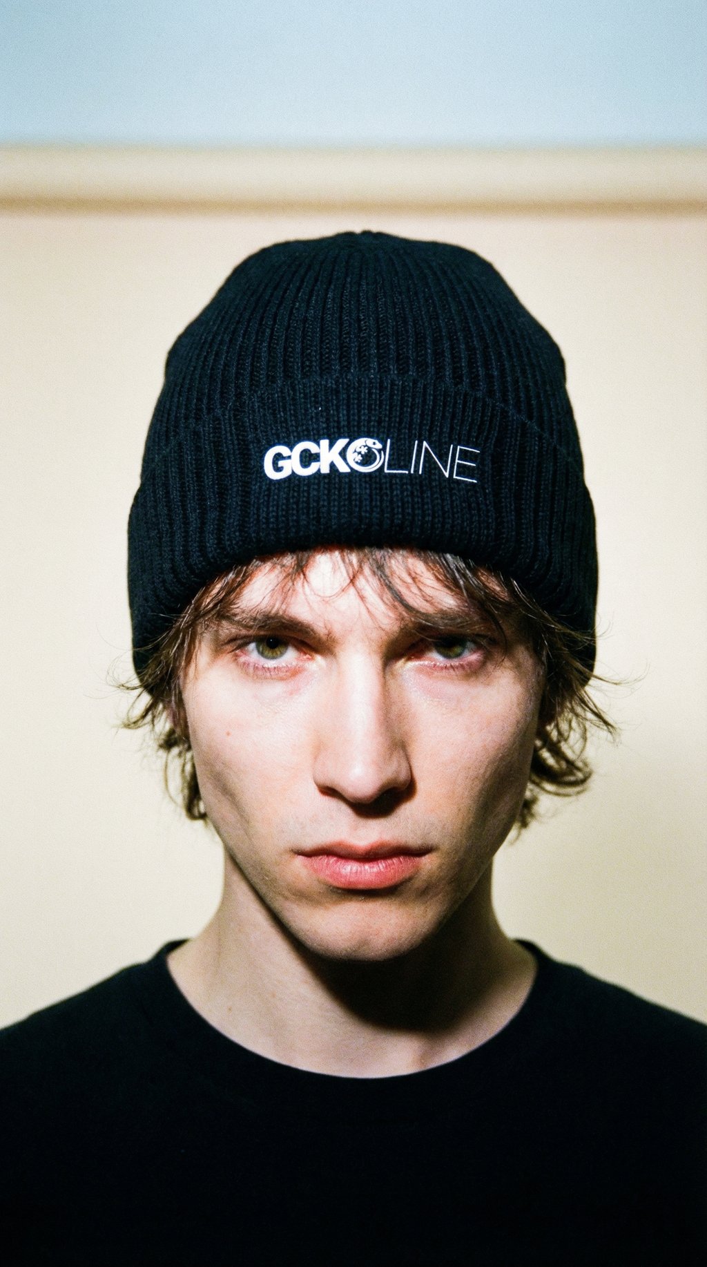 AI product shot of ESSENTIAL CUFFED BEANIE BLACK