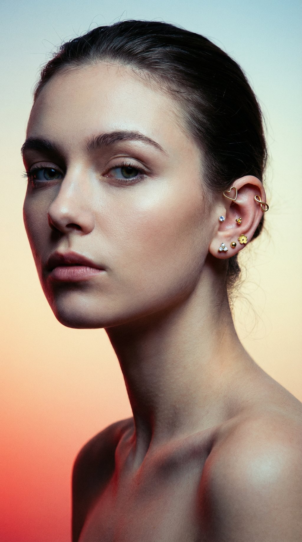 AI product shot of Piercing øre studs i 18 karat forgyldt rustfrit stål