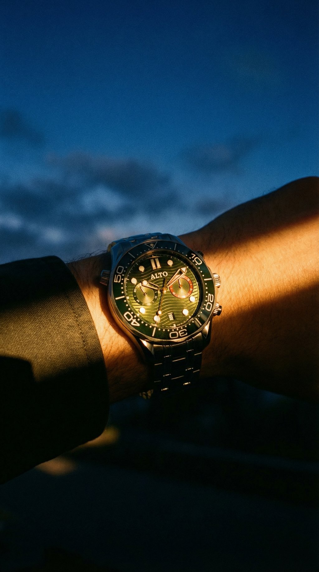 AI product shot of Alto ALT-DI01-SL-GN Men watch