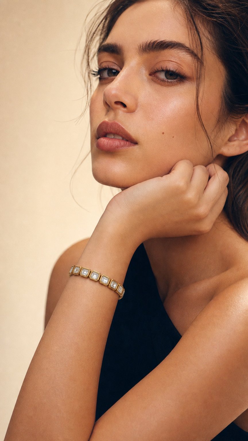 AI product shot of 7.92ct Emerald-Cut Lab Grown Diamond Tennis Bracelet – 18k Yellow Gold