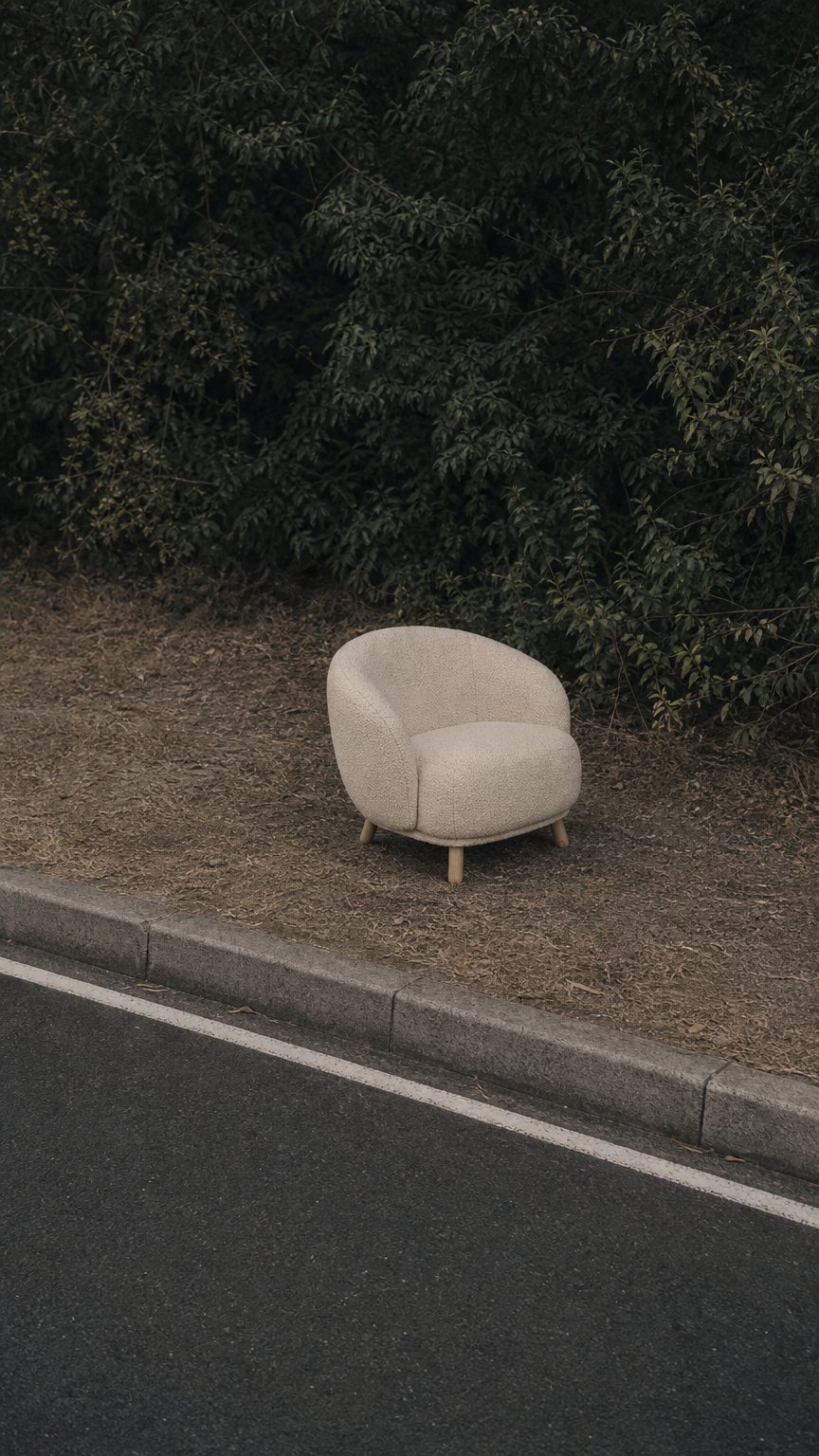 AI product shot of Homeroom Collection Carla fåtölj