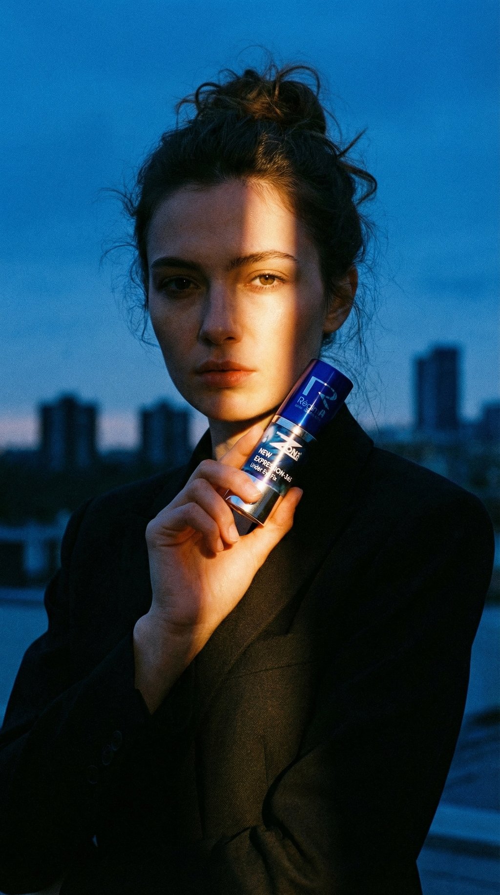 AI product shot of NEW EXPRESSION-365