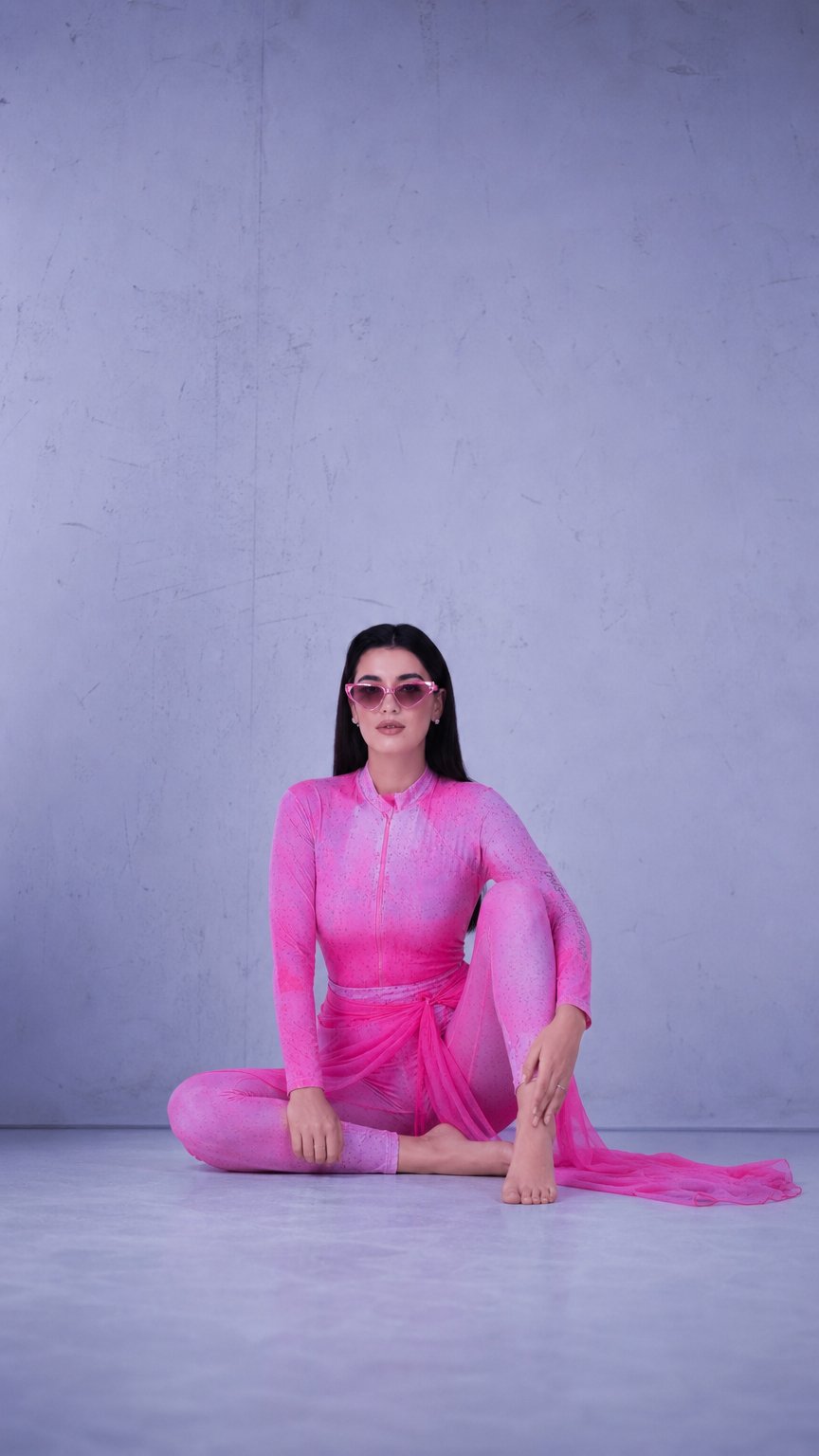 AI product shot of Korallrosa Burkini