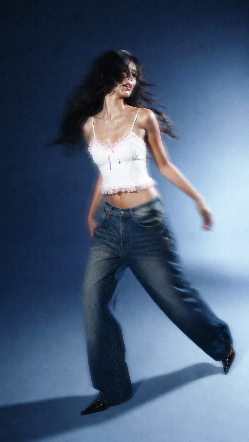AI product shot of CROP TOP