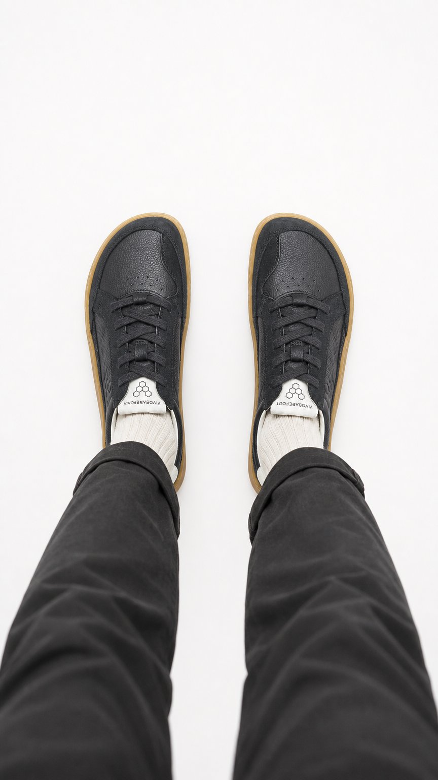 AI product shot of Gobi III Sneaker Leather Mens Obsidian