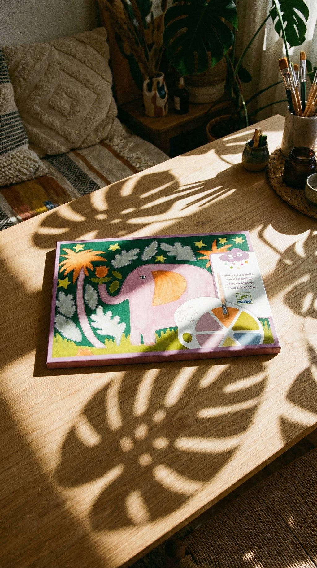 AI product shot of Djeco Palettafestés kicsiknek | Vadon