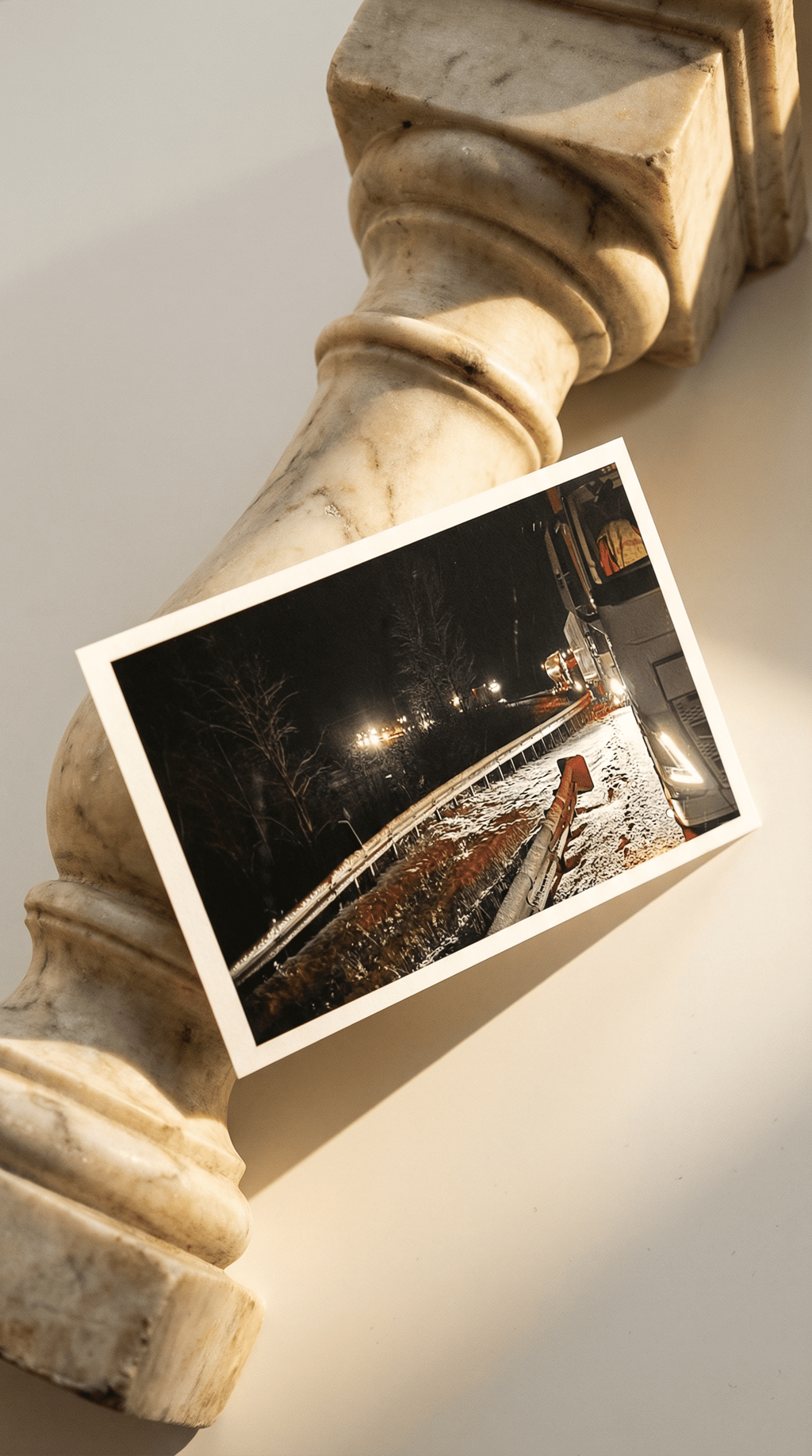 AI product shot of Lange køeri Østerdalen