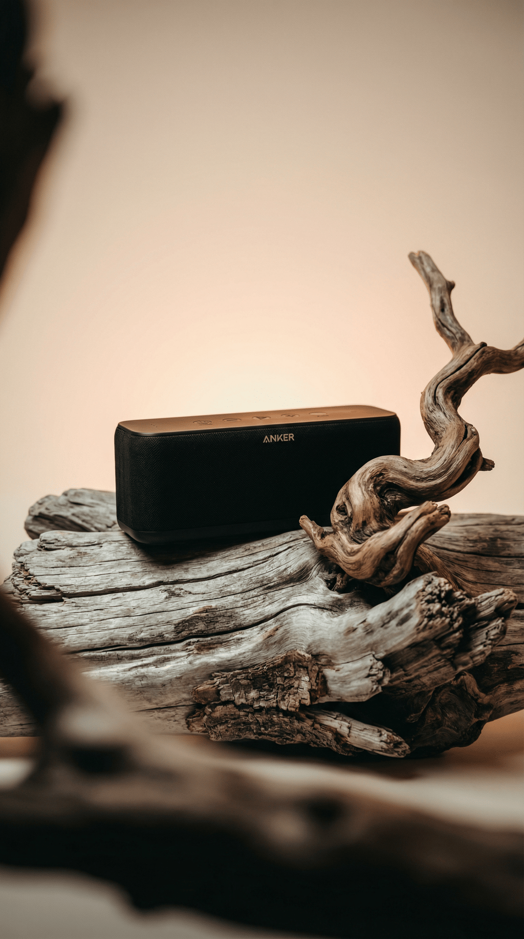 AI product shot of Anker Soundcore Boost Altavoz Bluetooth Potente