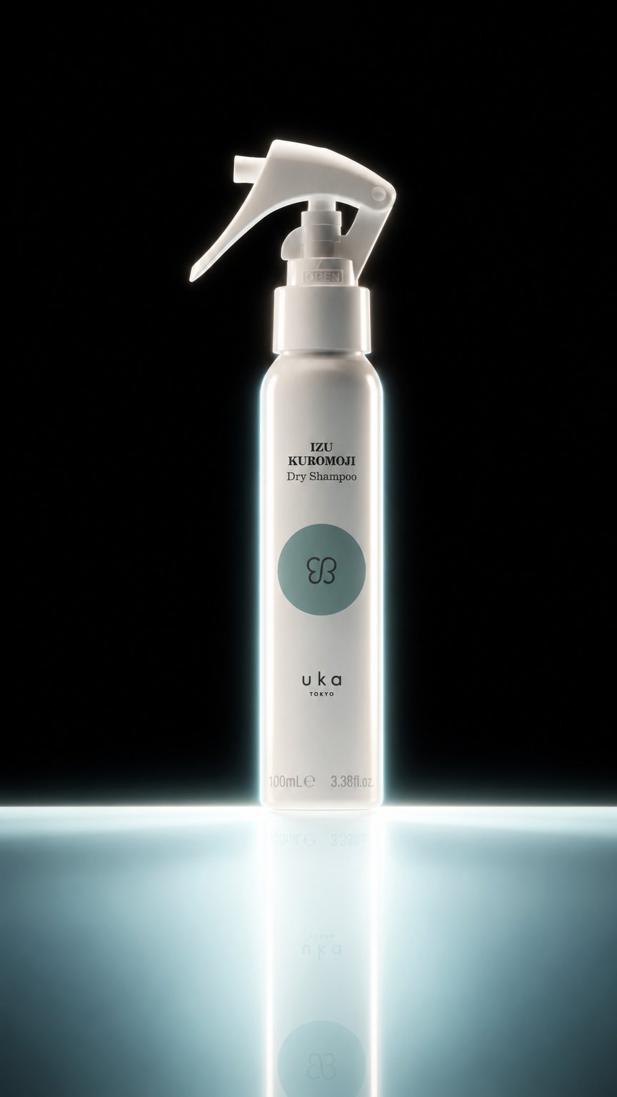 AI product shot of イズ クロモジ ドライシャンプー 100mL