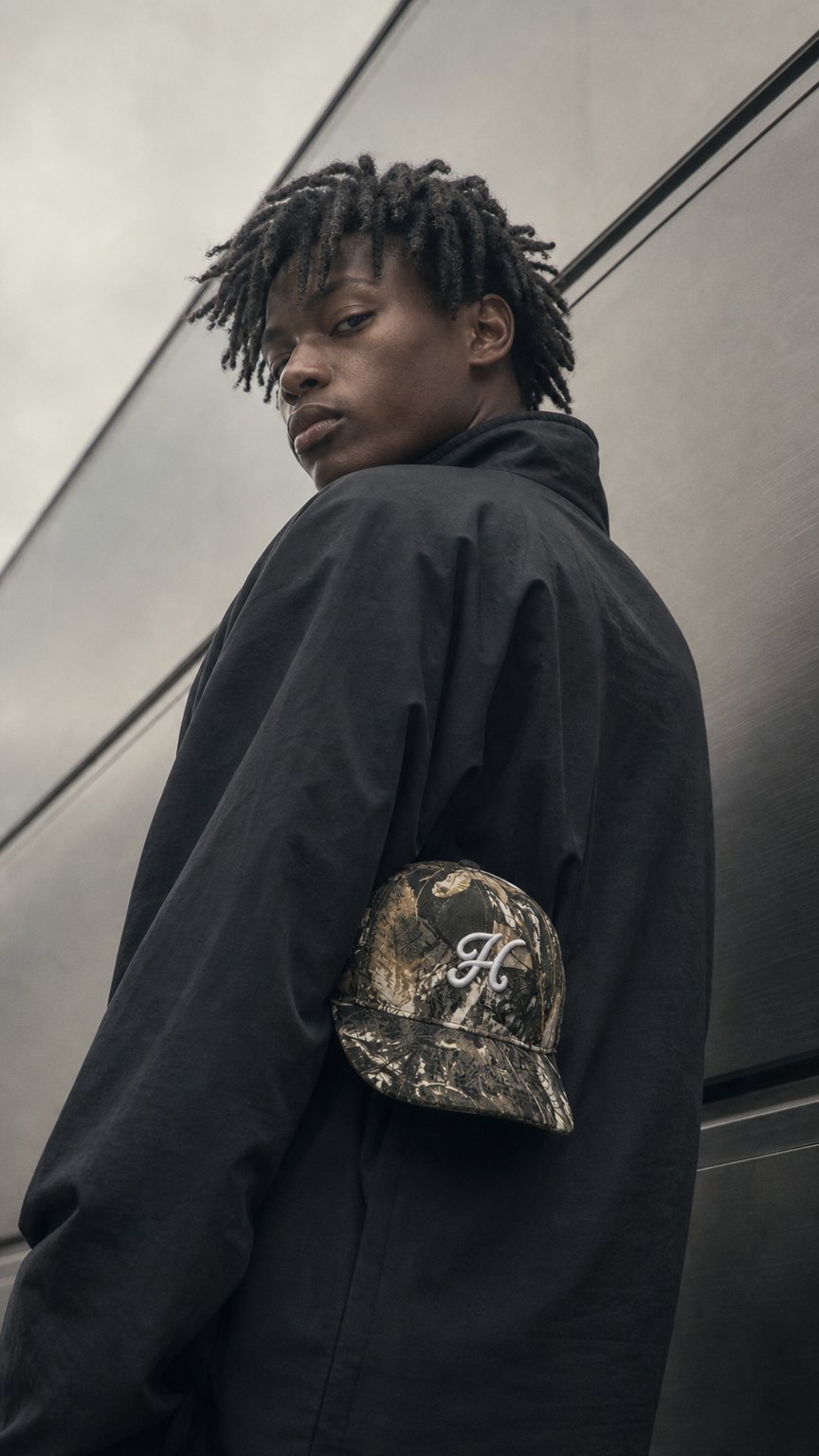 AI product shot of HERITAGE LOGO - 6-PANEL UNSTRUCTURED SNAPBACK - CAMOUFLAGE