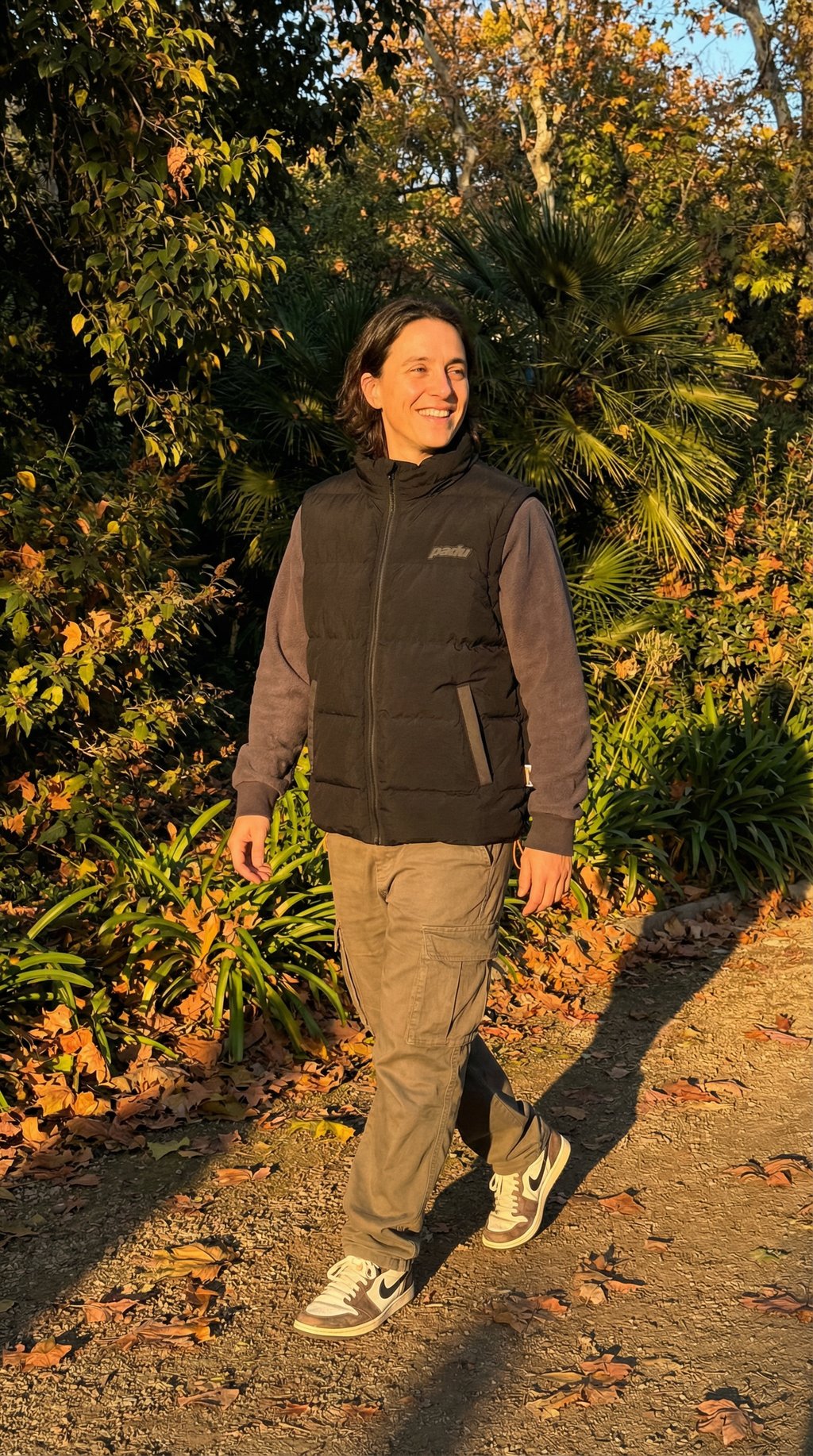 AI product shot of PUFFER JACKET WITH DETACHABLE SLEEVES