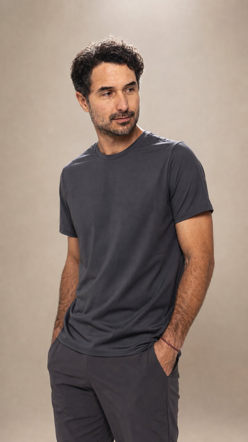 AI product shot of BASELINE SEAMLESS T-SHIRT