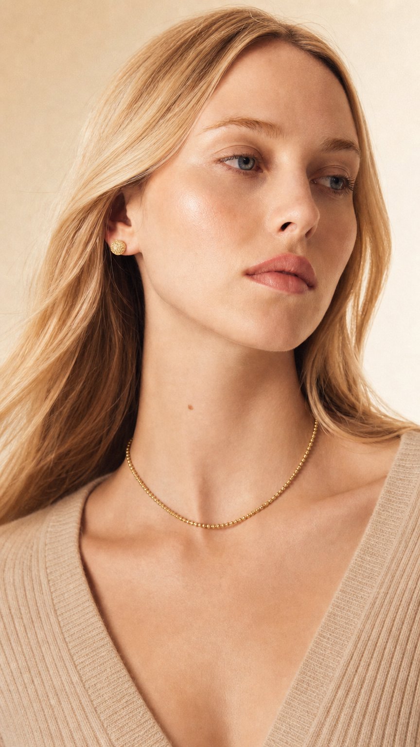 AI product shot of 40cm Discoball Necklace