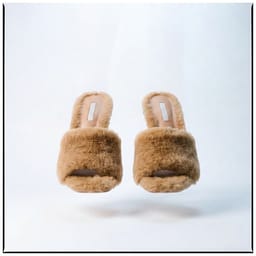 Fiction™ – Fur slide sandals