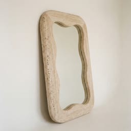 Fiction™ – Mirror
