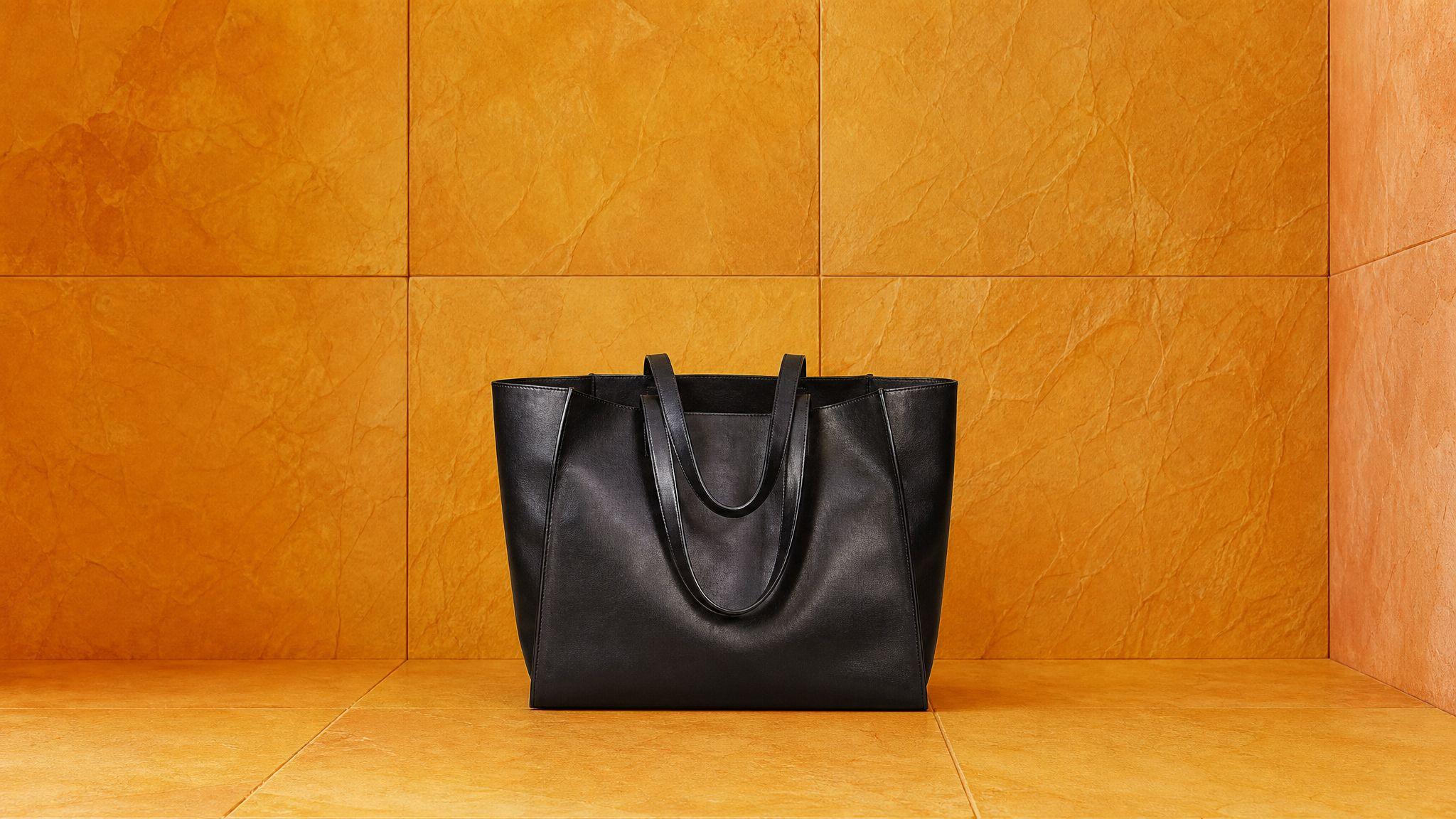 Lifestyle Product Photography with AI: Staging (2026)