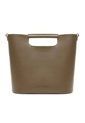 a tan leather tote bag with a handle