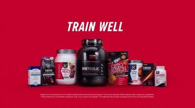 a red background with the words train well on it