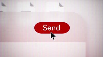 a red button with the word send on it