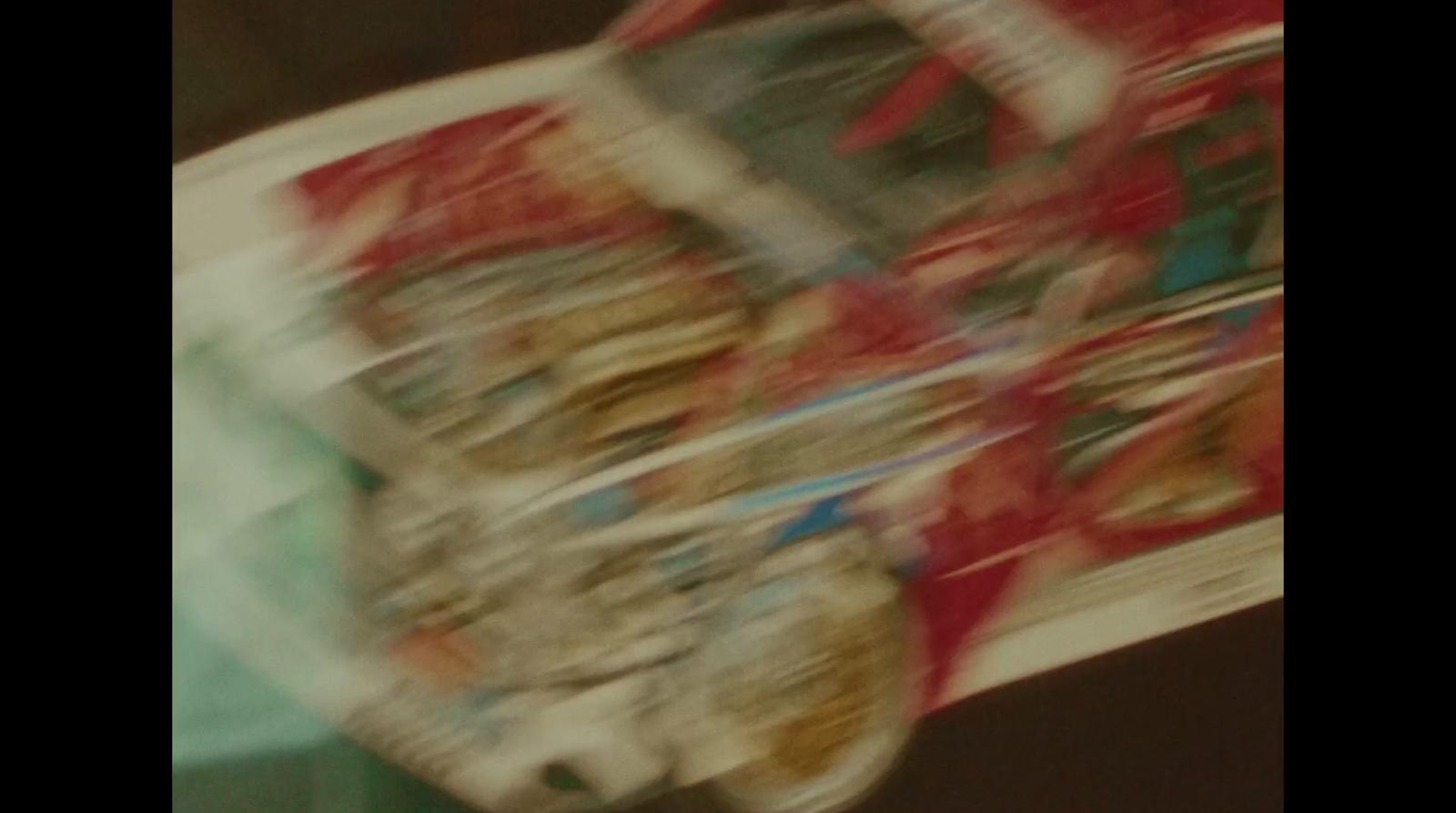 a blurry photo of a sandwich on a plate